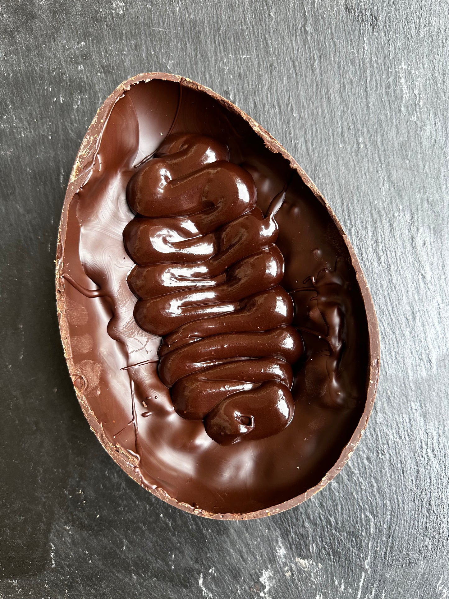 Uovo di Pasqua Limited Edition - Fondente e frutta secca - Senza Lattosio